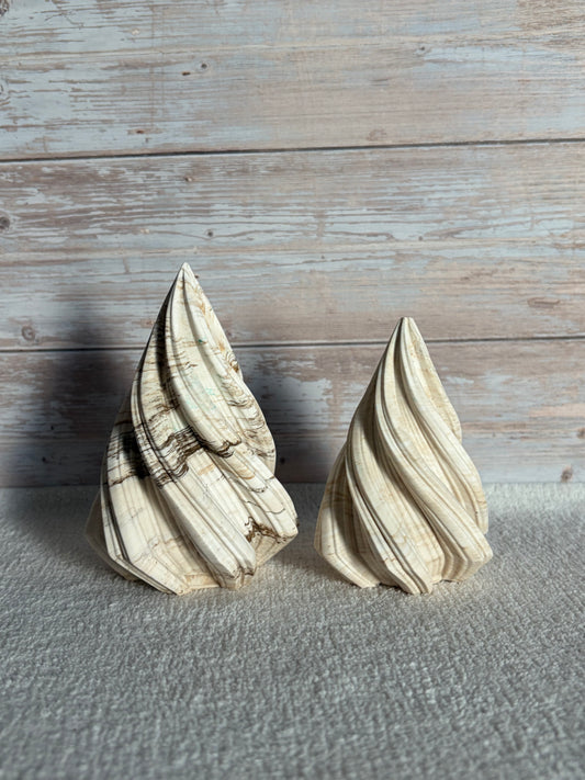 Duo de sapins torsadés